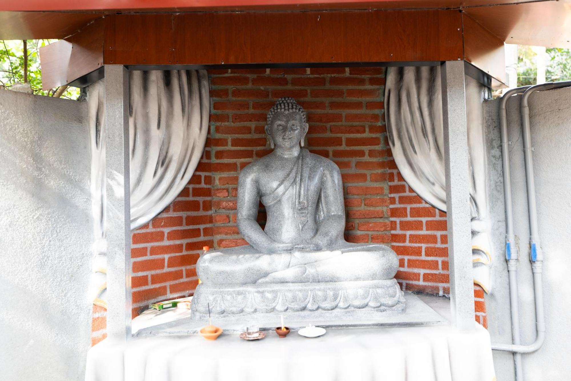 Golden Stars Hotel Dambulla Buitenkant foto