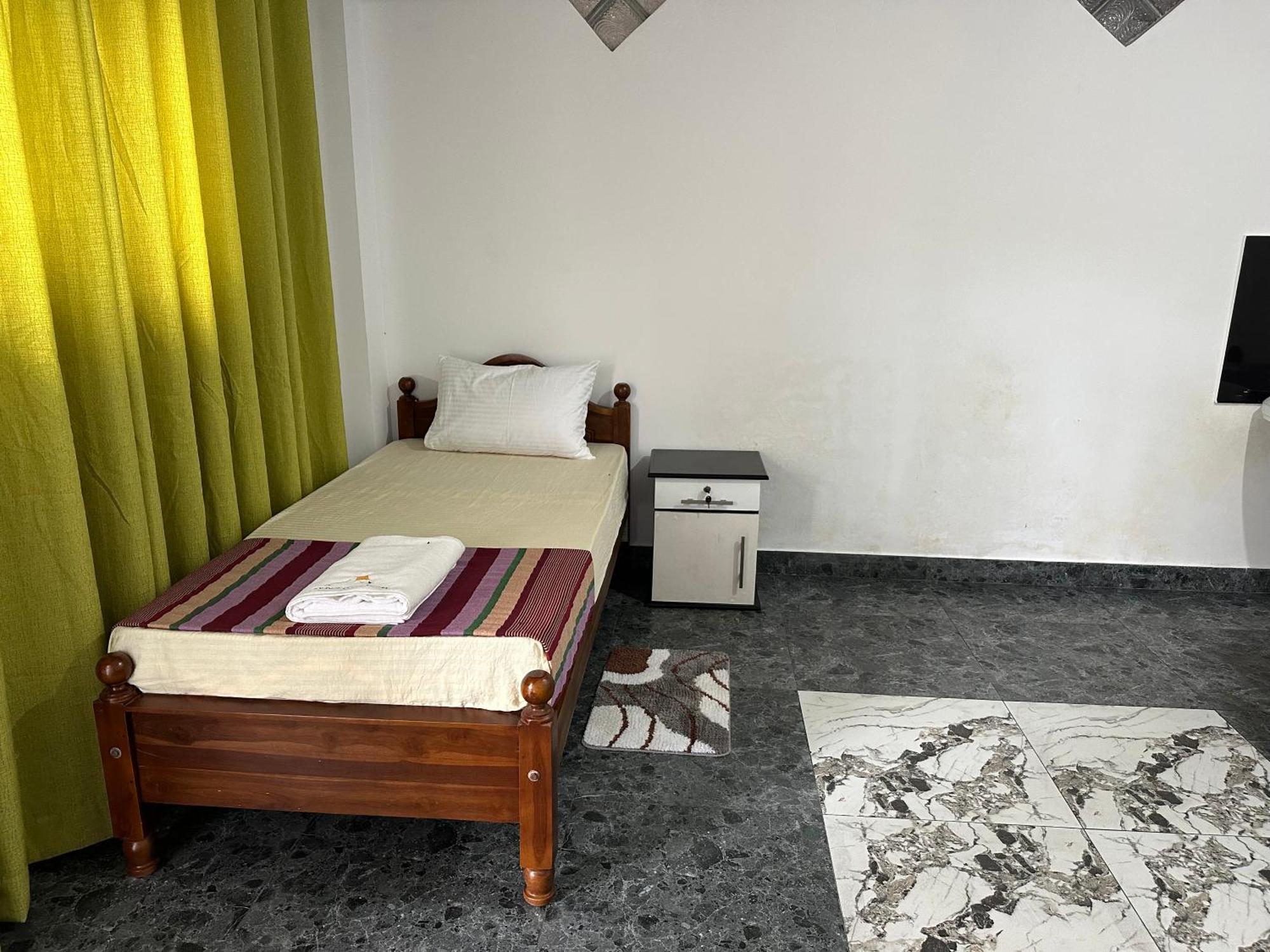 Golden Stars Hotel Dambulla Buitenkant foto