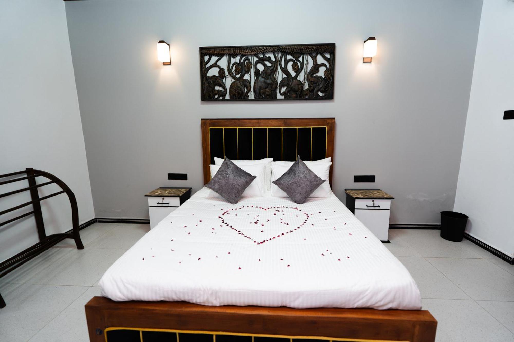 Golden Stars Hotel Dambulla Buitenkant foto