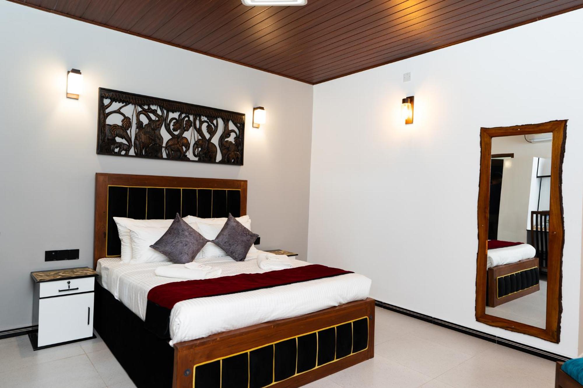 Golden Stars Hotel Dambulla Buitenkant foto