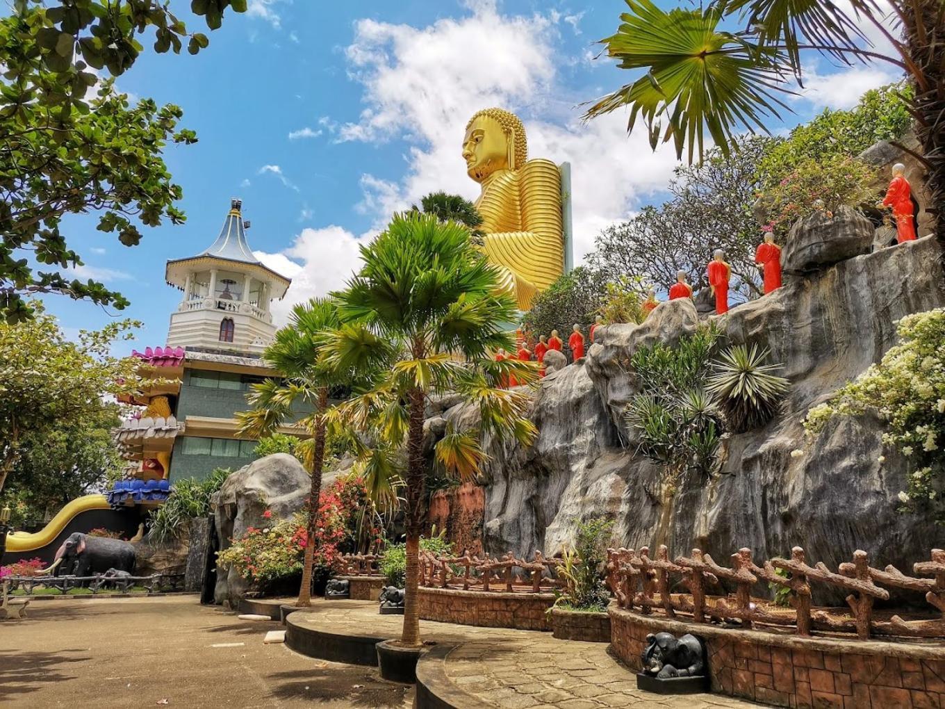 Golden Stars Hotel Dambulla Buitenkant foto